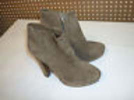 BCBGeneration BCBG Joe Sana 10 M Leather Heels Boots Light Brown Shoes - $98.01
