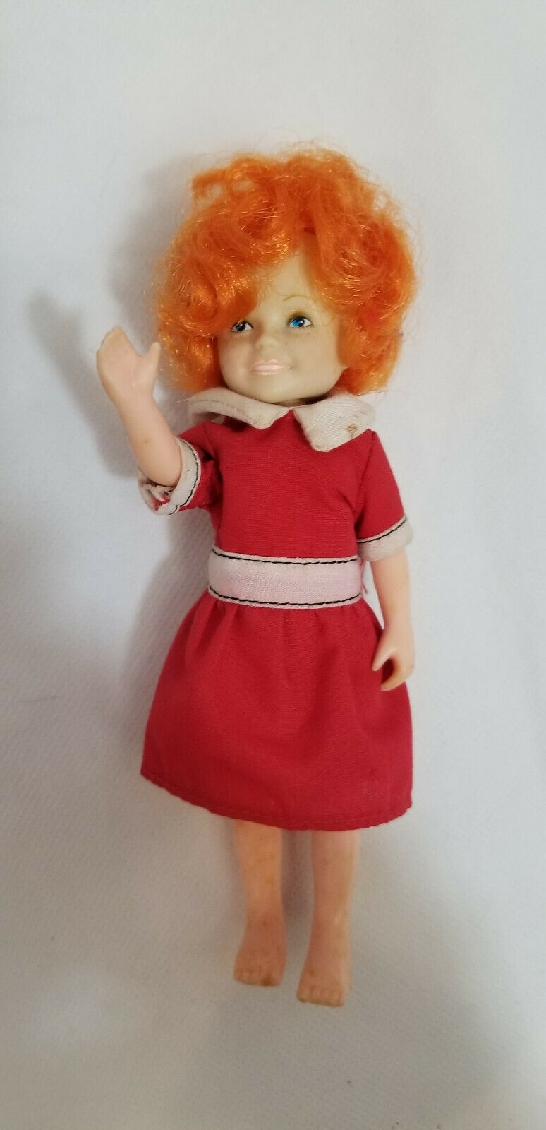 The World of Annie by The World of Annie Annie Knickerbocker Toy Co//Columbia Pictures. 1982 Knickerbocker Little Orphan ANNIE DOLL 6 Tall