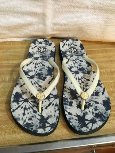 tory burch beige flip flops