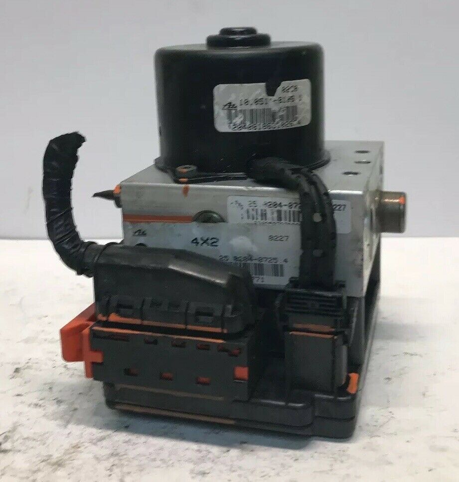 2001 2002 Nissan Xterra 2.4L / 3.3L ABS AntiLock Module 47660 7Z600