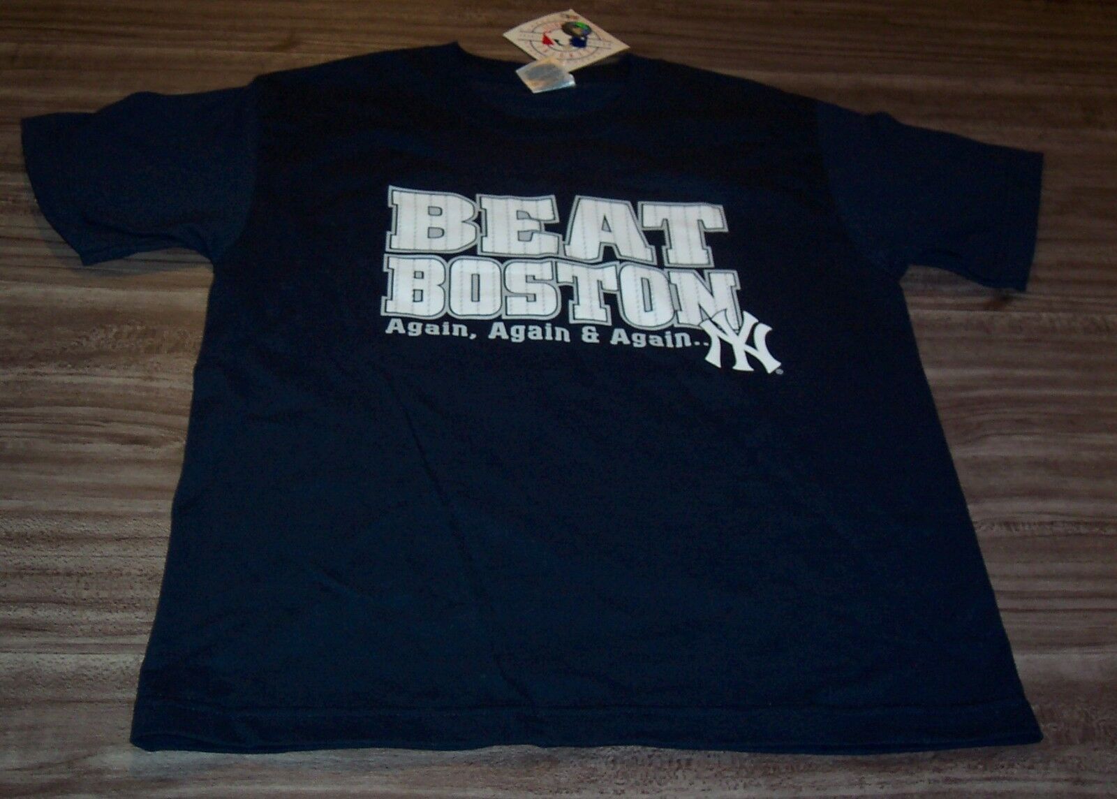 NEW YORK YANKEES MLB Baseball BEAT BOSTON T-Shirt YOUTH LARGE NEW w
