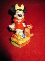 Vintage 1970's Walt Disney Production Minnie Mouse Porcelain Figurine - $9.46