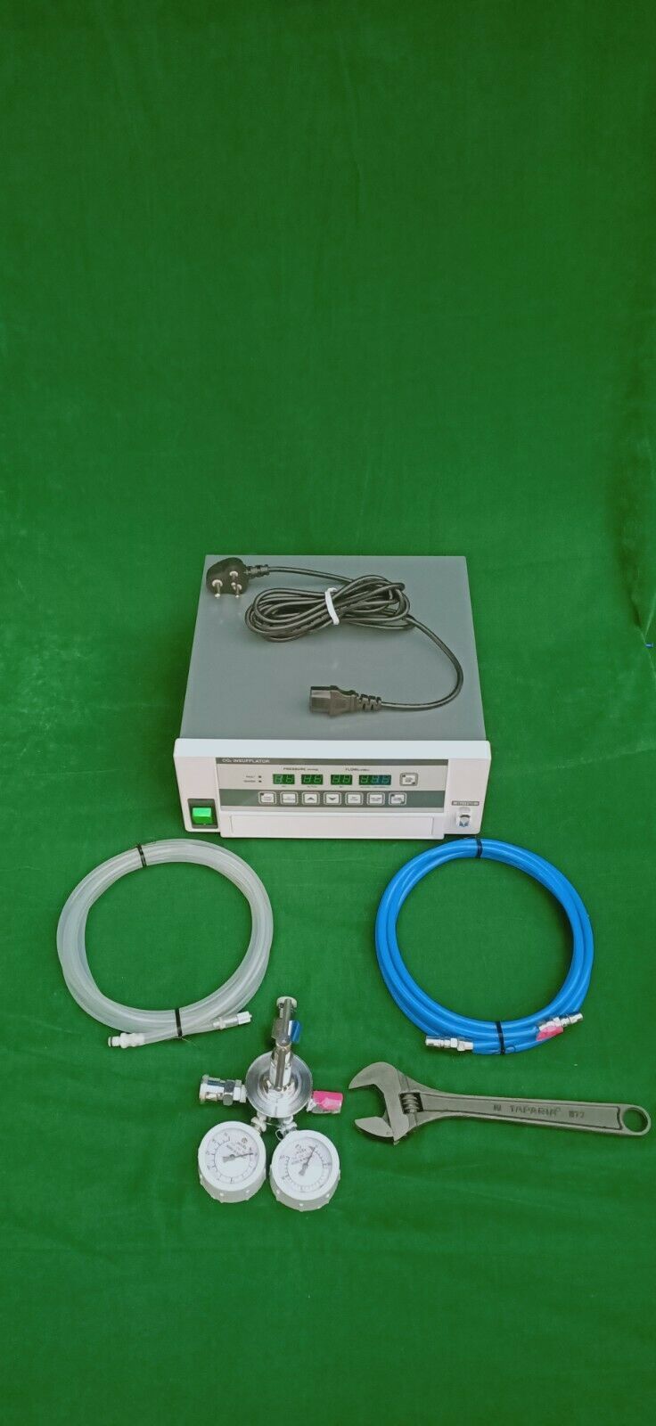 Co2 Insufflator 20L With Air,W/ Standard Accessories Endoscopy Urology