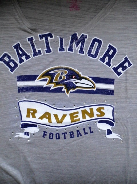 Primary image for Juniors Grey Baltimore Ravens Rhinestone V-Neck Short Sleeve Tee, Large(11/13)