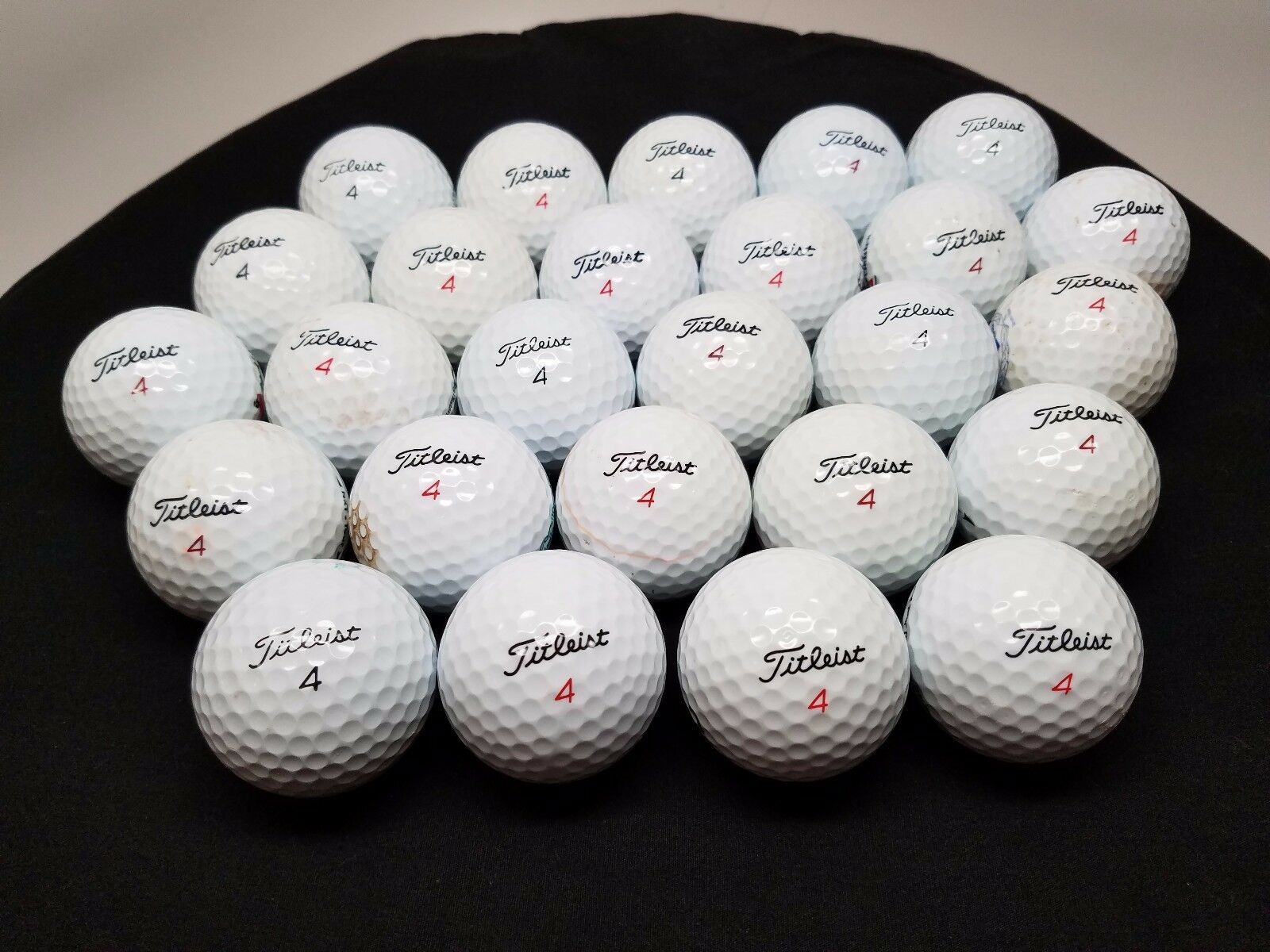 Titleist Golf Balls Size 4 Lot Of 26 Golf Balls