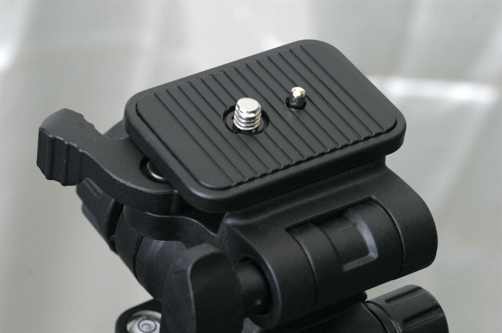 Quick Release Plate for Target TGP60T & Targus® TGP60T tripod Other