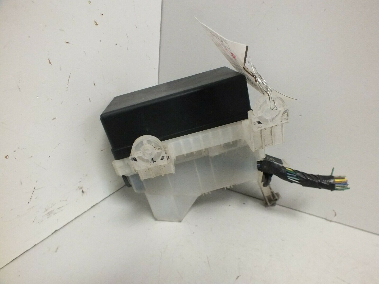 04 05 06 2004 2005 2006 NISSAN SENTRA ENGINE COMPARTMENT FUSE RELAY BOX