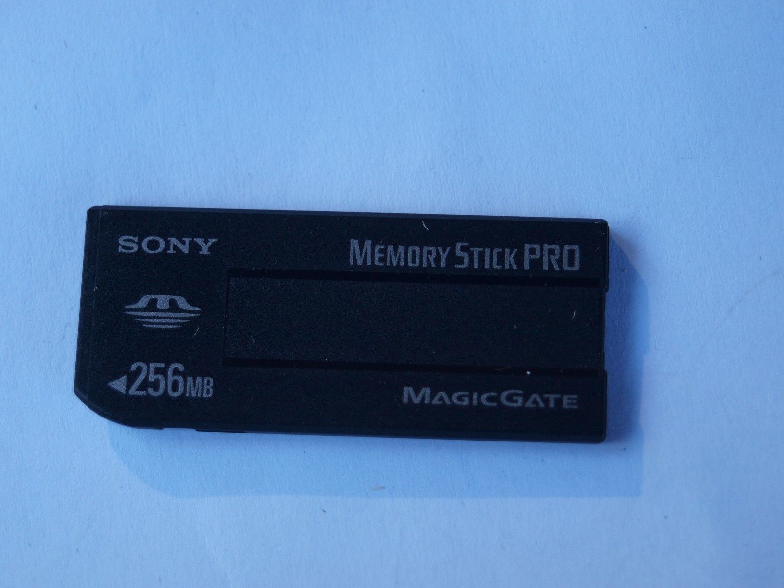 Сони мемори. Memory Stick Pro Duo 256. Sony Memory Stick. Sony Memory Stick Pro. Sony DSC-s60 память Memory Stick Pro.