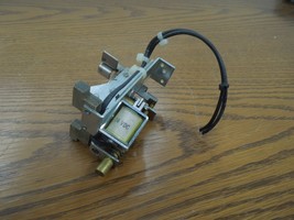 Ge 24 Vdc Shunt Trip TKM/THKM Frame Breakers Used - $500.00