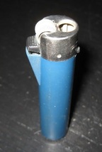 Vintage Poppell Made In Holland Plastic Disposable Lighter - $5.99