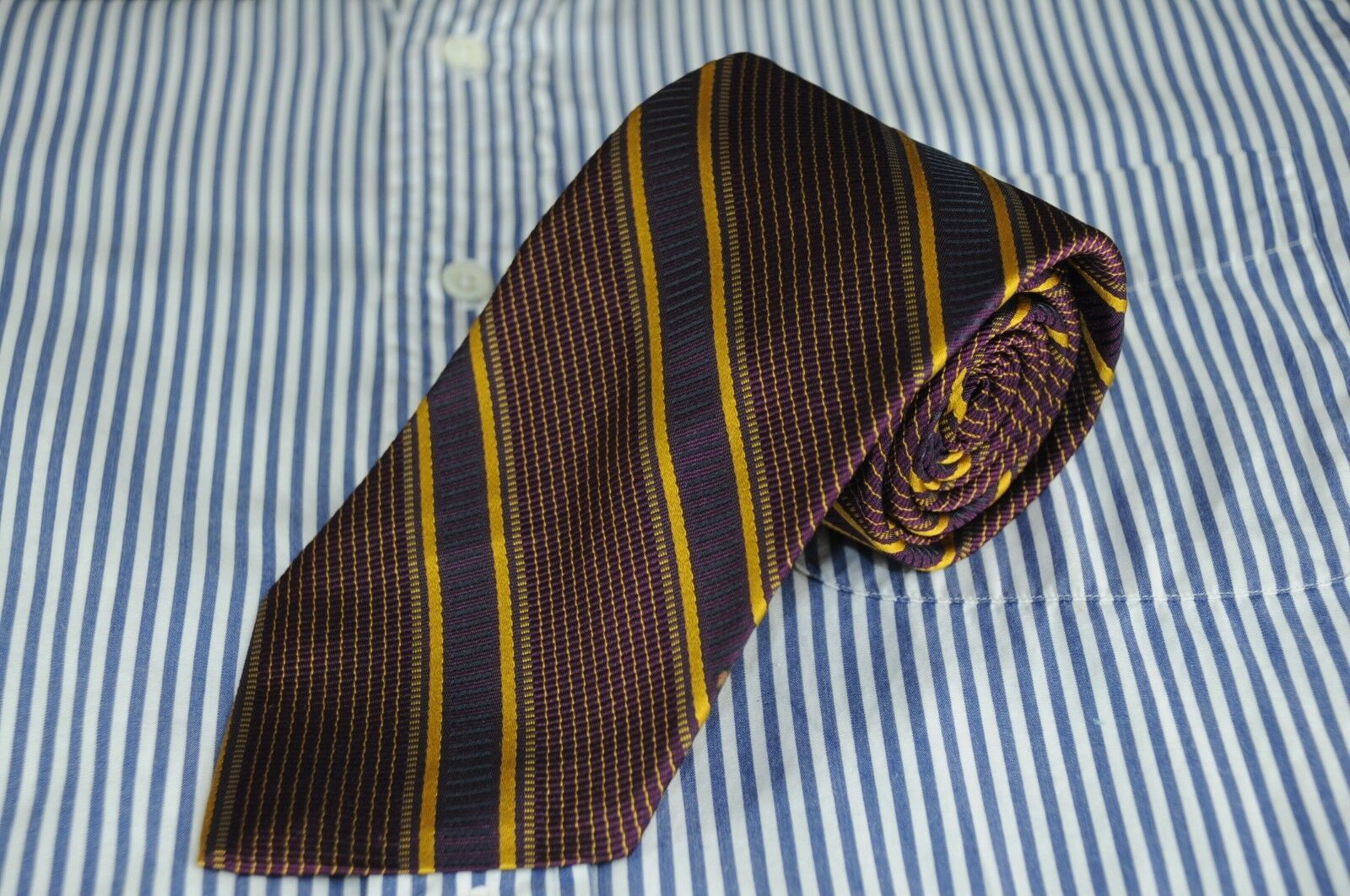 Paul Stuart Men's Tie Violet & Gold Striped Silk Woven Necktie - Ties