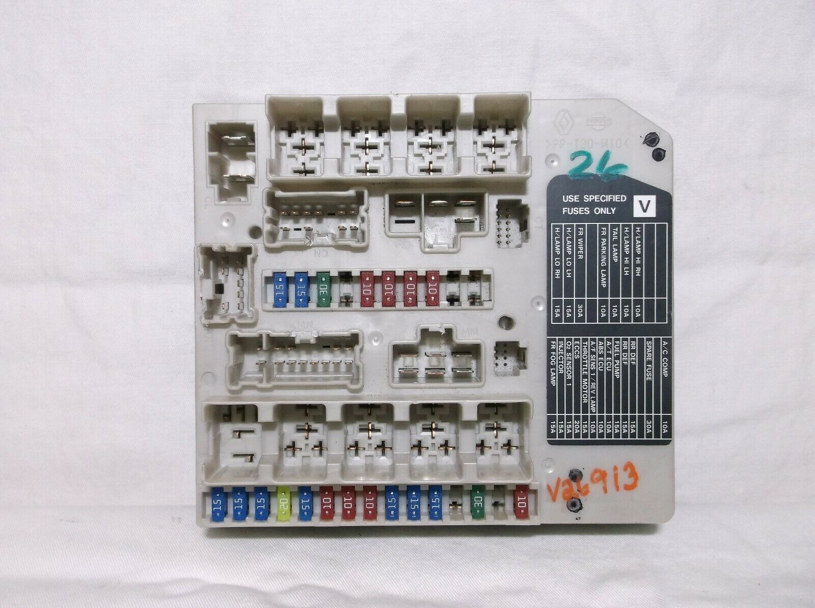 080910 NISSAN ROGUE/ 2.5L/ FUSE/ RELAY/ BOX Fuses & Fuse Holders