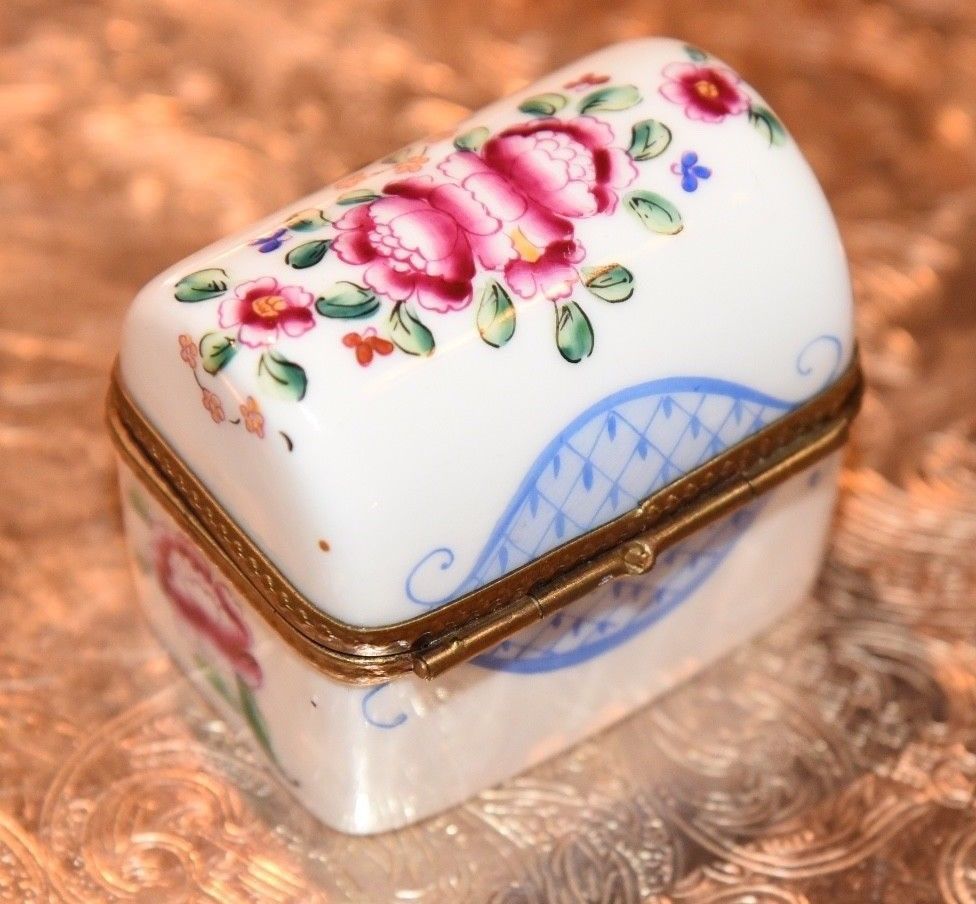 Lipstick Limoges Style Trinket Box Avon New