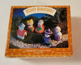 Snoopy Peanuts Pumpkin Patch Hallmark Merry Miniatures 1996 - NEW IN BOX - $20.00