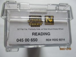 Micro-Trains # 04500650 Reading 50' Flat Car, Fish belly Sides N-Scale image 5