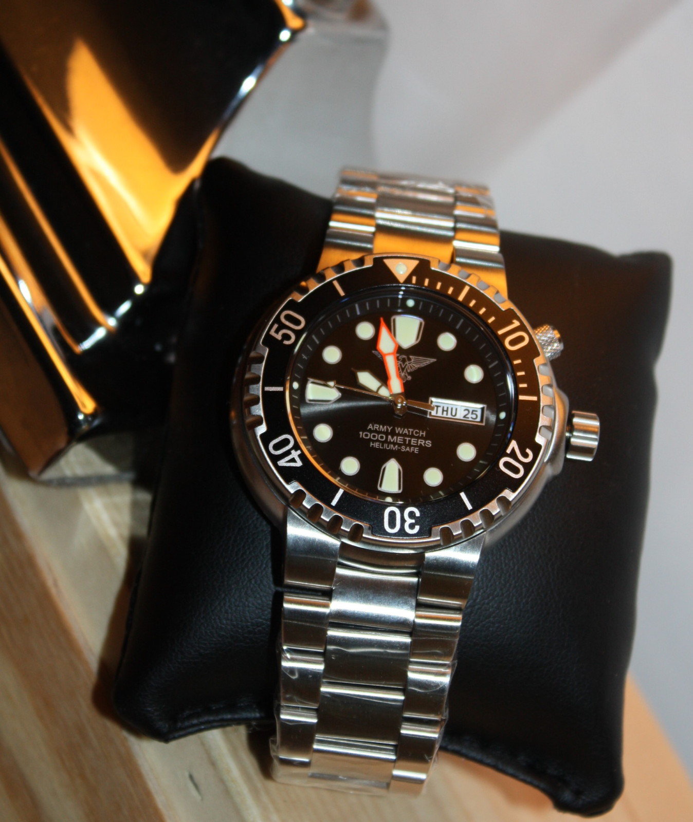 Professional Diver Watch Germany Army Seiko SII VX43 helium valve Light 100 ATM Wristwatches