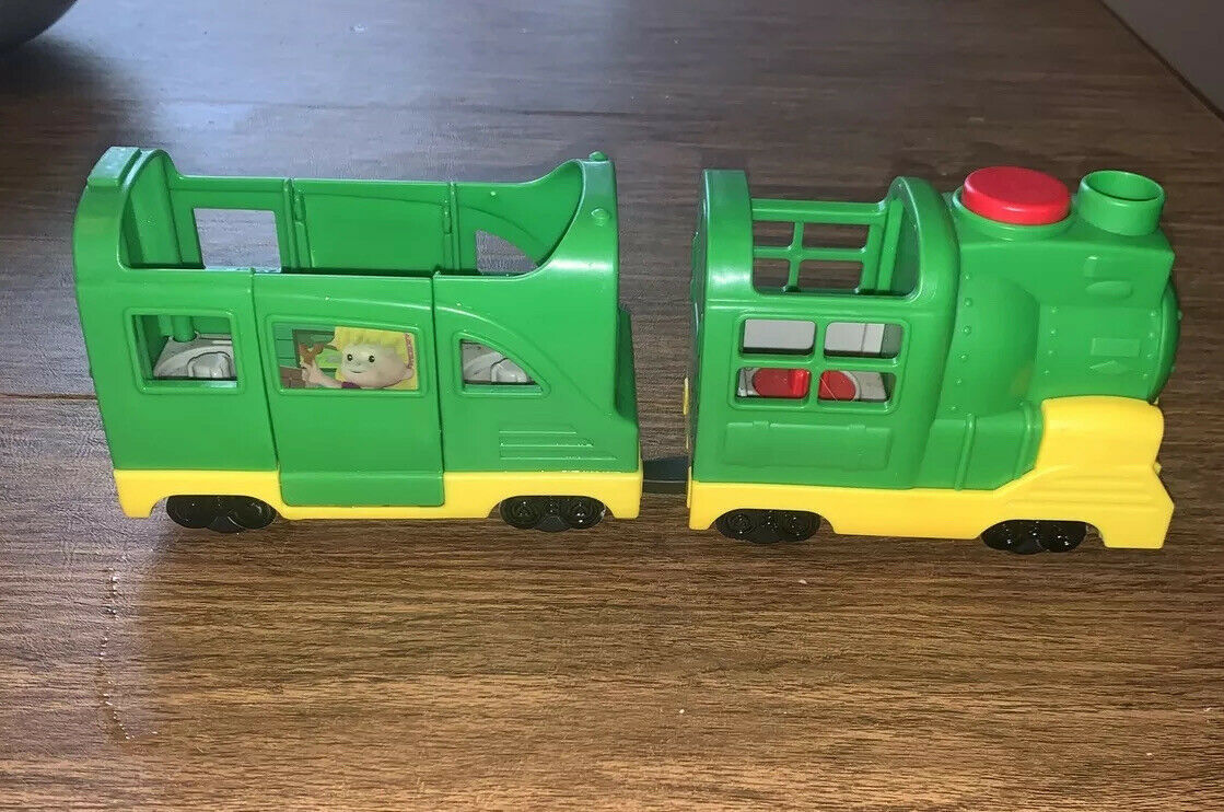 Green Fisher Price Little People Friendly Passengers Train Being Polite ...