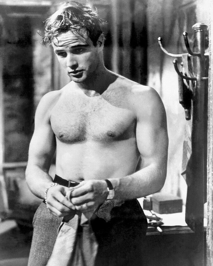 A STREETCAR NAMED DESIRE MARLON BRANDO BARE CHESTED HUNKY PIN UP 8X10 ...