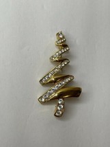 Vintage Christmas Tree Monet Signed Swarovski Crystal Brooch Pin Goldtone - $18.69