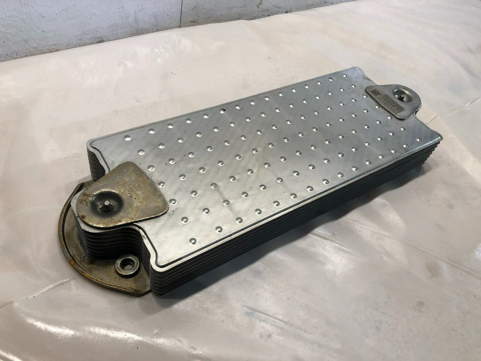 Volvo D13 engines and Mack MP8 Diesel Engine Oil cooler 20742946 OEM Engine Cooling Components