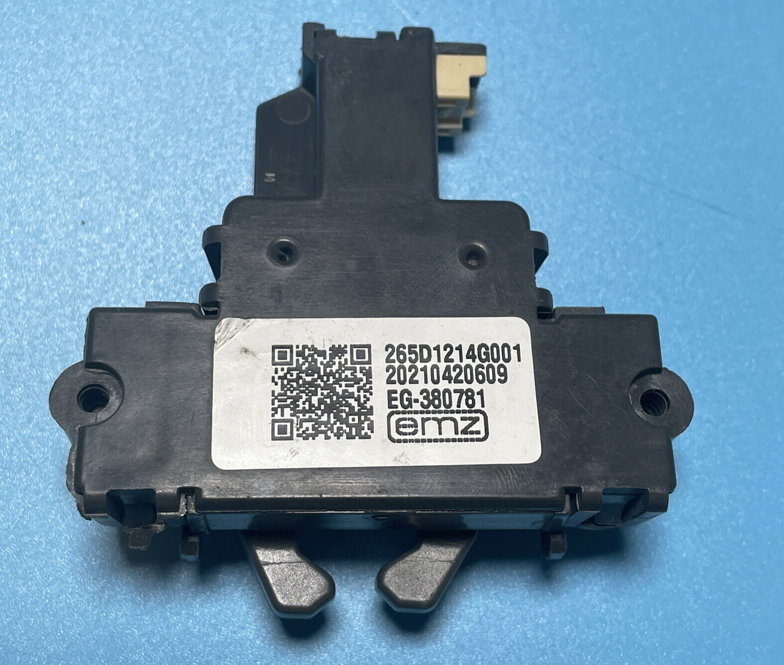 New Genuine Original GE General Electric Dishwasher Door Latch