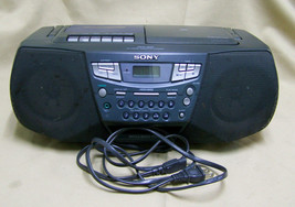 Sony Boombox AM FM Radio CD Cassette-corder Player Silver Portable CFD-S22 works - $39.59