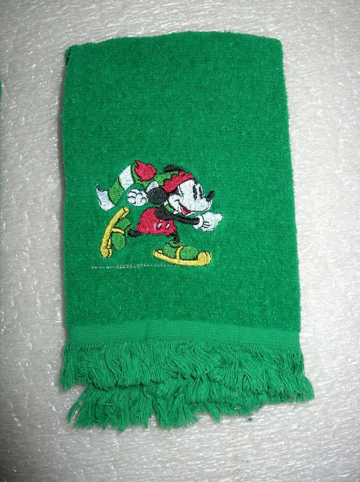 DISNEY CHRISTMAS MICKEY MOUSE HAND TOWELS Other