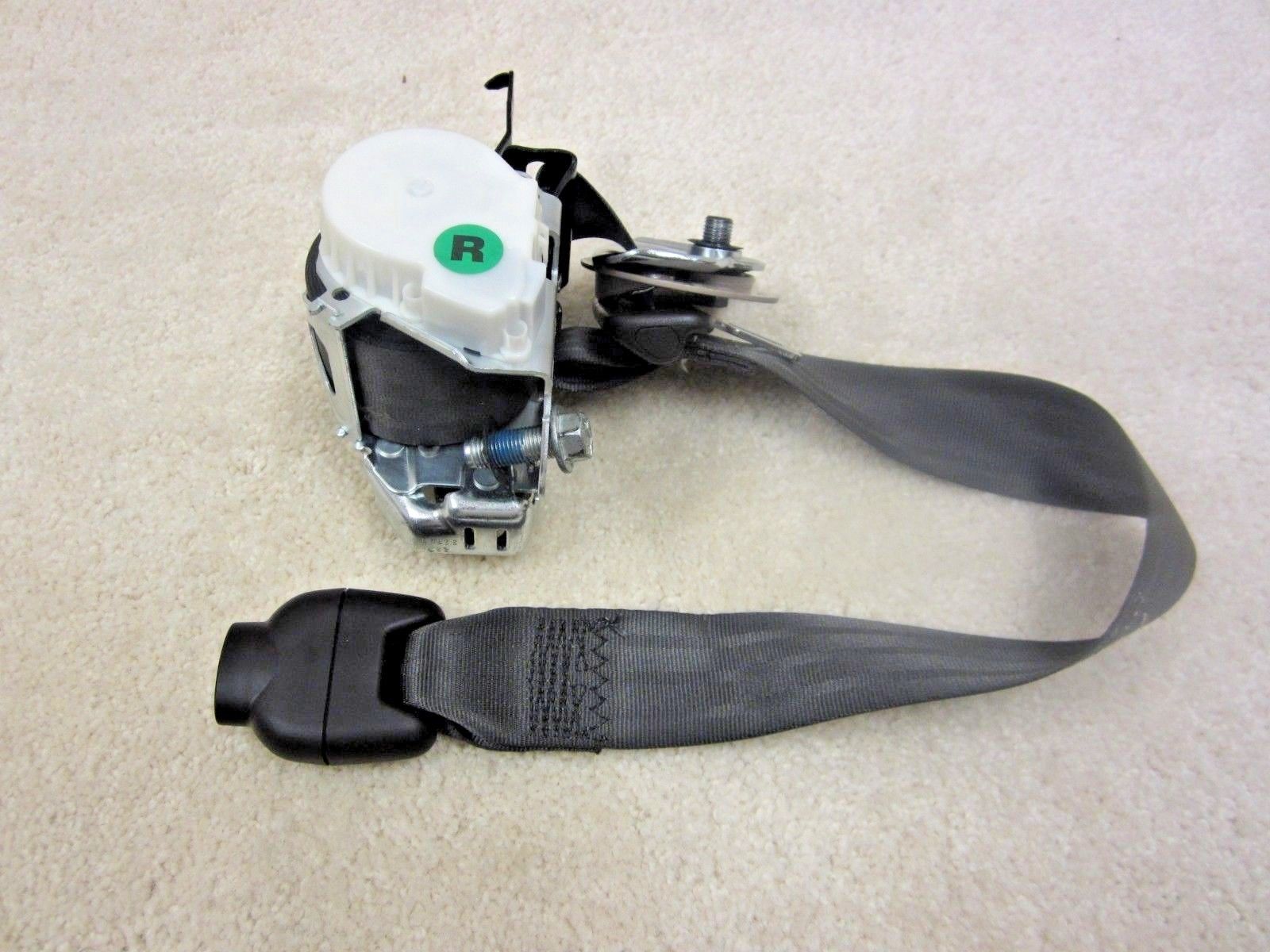 2013 2015 HYUNDAI SANTA FE RIGHT FRONT SEAT BELT 888204Z500NBC 62