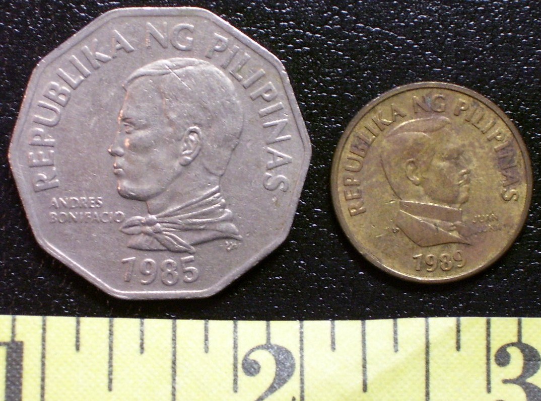 Philippine Coin Lot (2) 1985 Two Peso + 1989 25 Sentimo - Mixed Lots