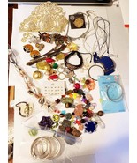 huge lot broken jewelry crafts supplies beads charms rhinestone crystals... - £5.88 GBP