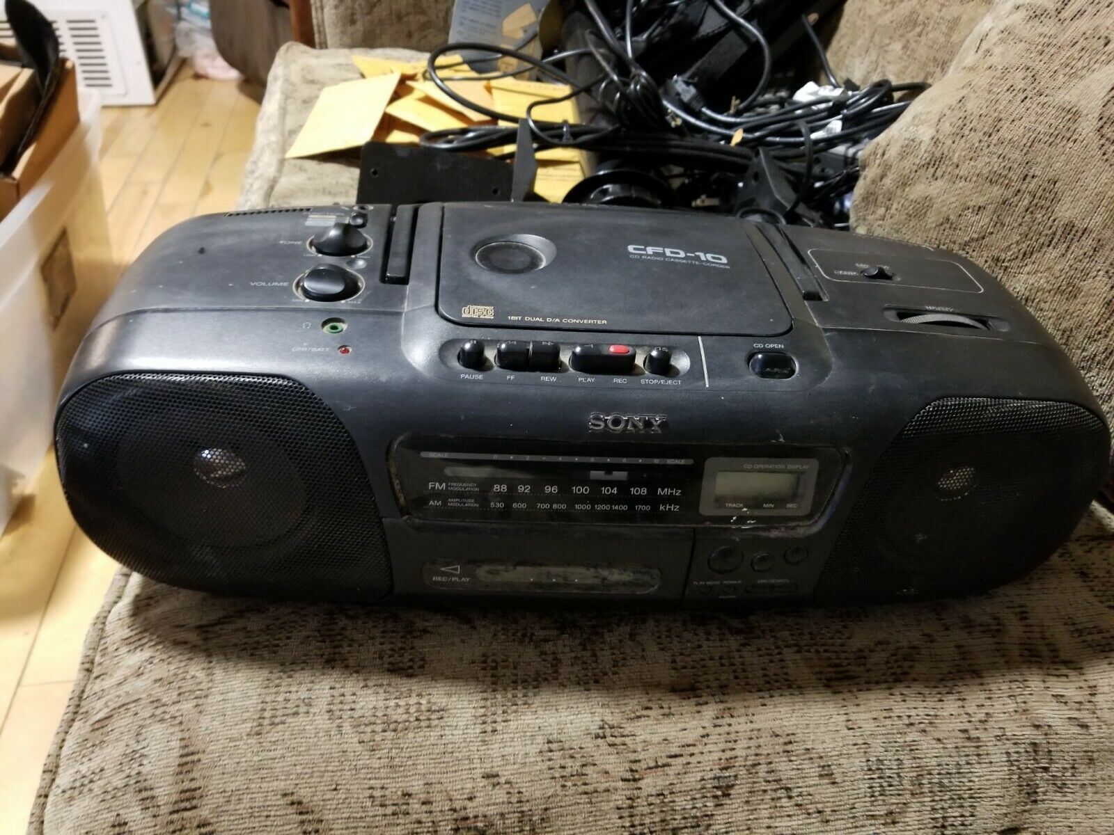 Used Sony CFD-10 Radios for Sale | HifiShark.com