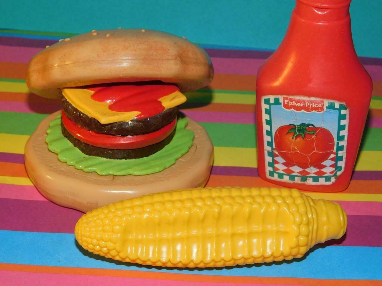 Fisher Price Play food Lot Expandable Hamburger, corn on the cob