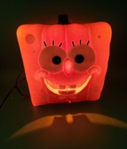 SpongeBob Square Pants Pumpkin Jack O Lantern Halloween 2011 Lighted Blo... - $29.99
