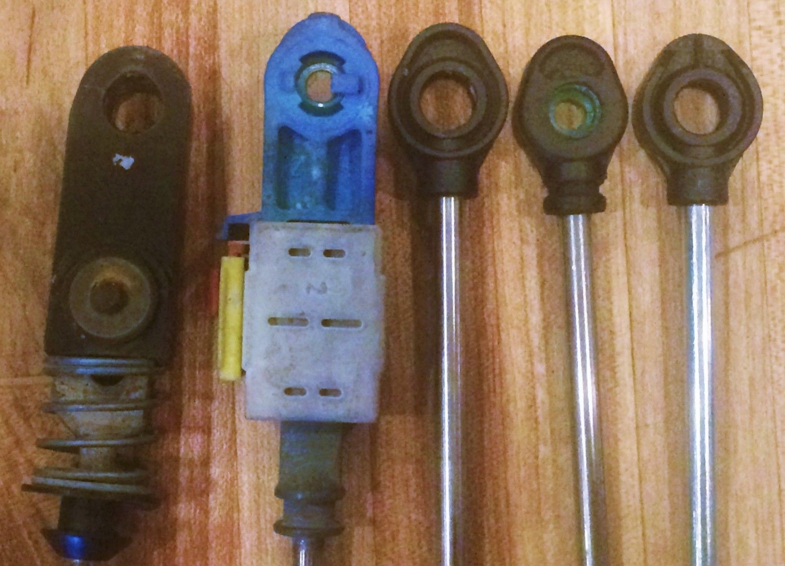 Chevrolet Suburban 2500 transmission Shift cable linkage bushing EASY INSTALL Car & Truck