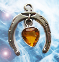 Haunted Antique Necklace 1000 Suns Extreme Luck Golden Royal Collection Magick - $71.11