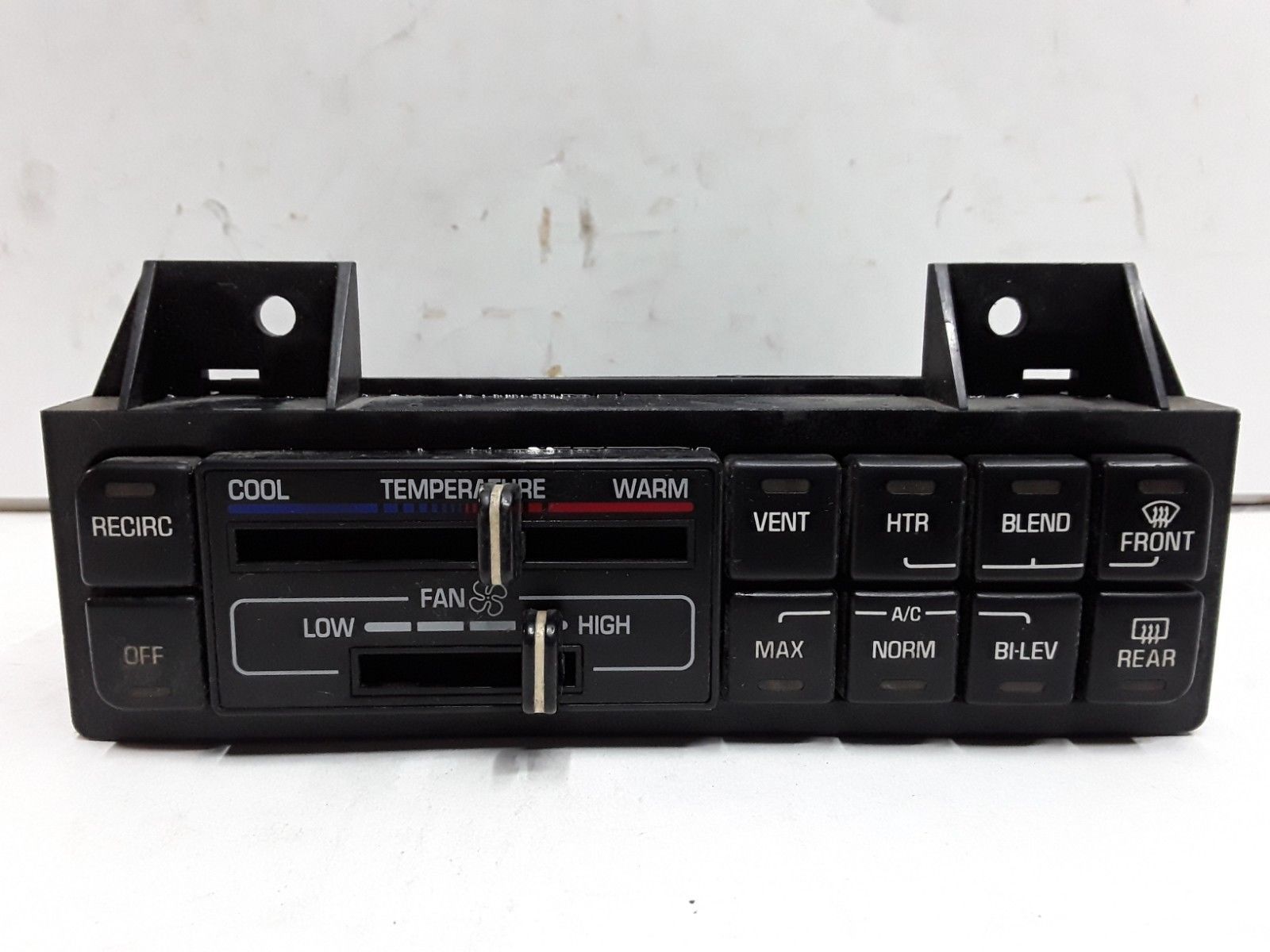 95 96 97 98 99 Buick LeSabre heater AC control OEM 16214474 A/C