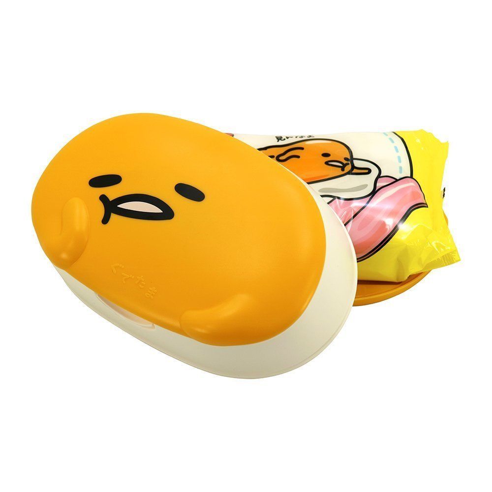 NEW Sanrio Hello Kitty wet tissue 80 pieces with face-type case Made in japan