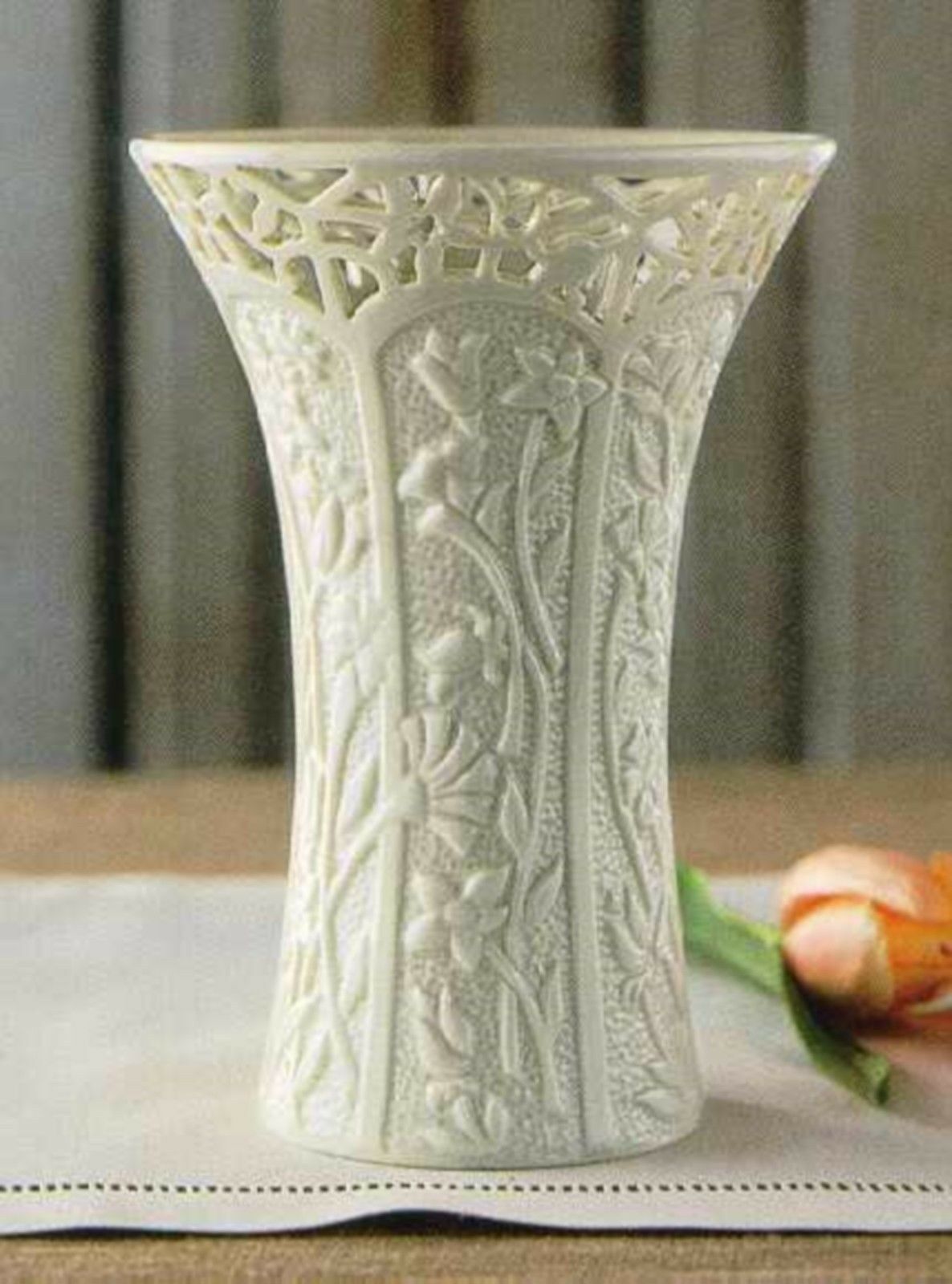 Lenox Jasmine Vase NEW Perfect Gift For Easter, Mother's or