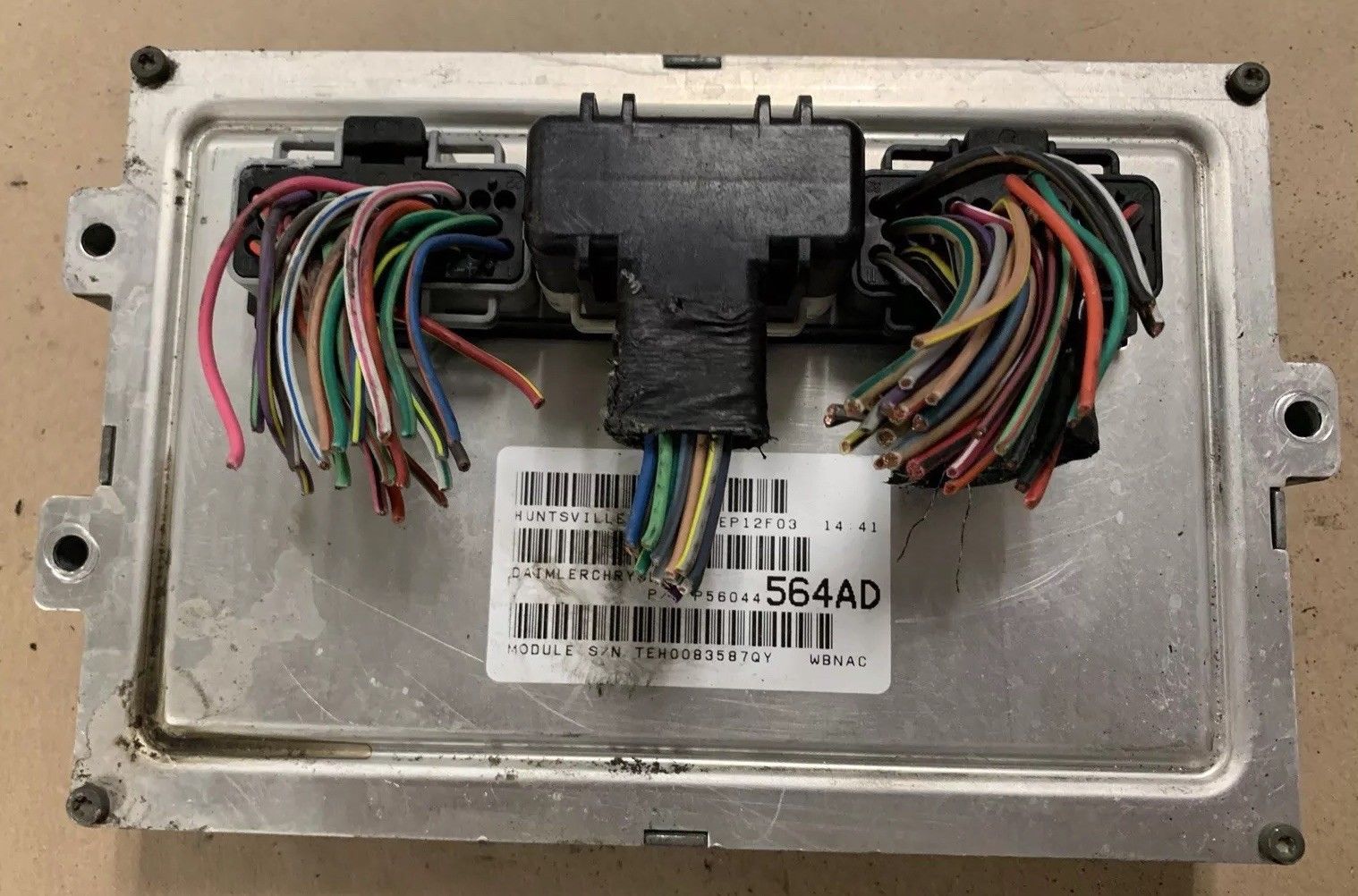 2004 Jeep Grand Cherokee 4.7 V8 AT Powertrain Control Module