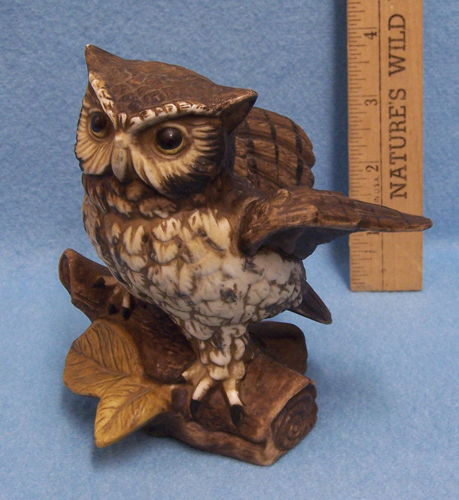 Vintage HOMCO Great Horned Owl on Log Figurine - $10.30