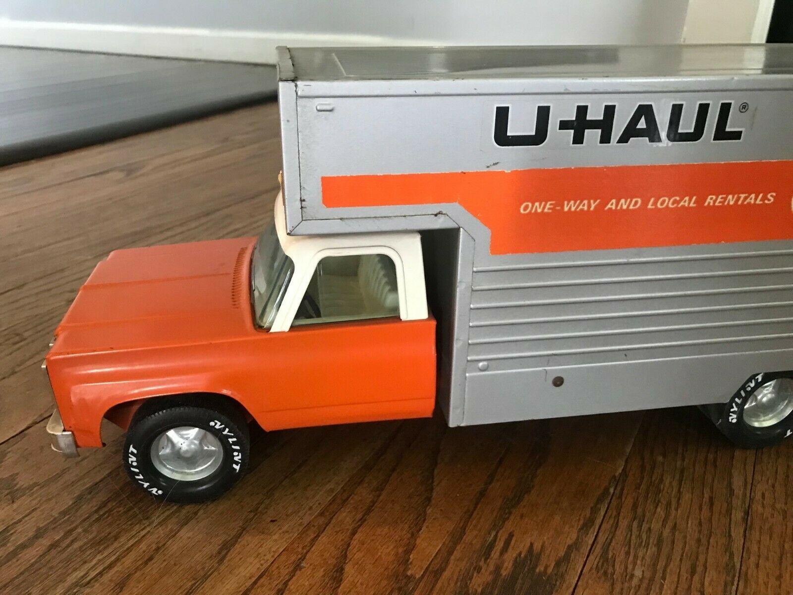 Vtg 1970s Nylint Die Cast Pressed Steel UHaul Moving Box Truck