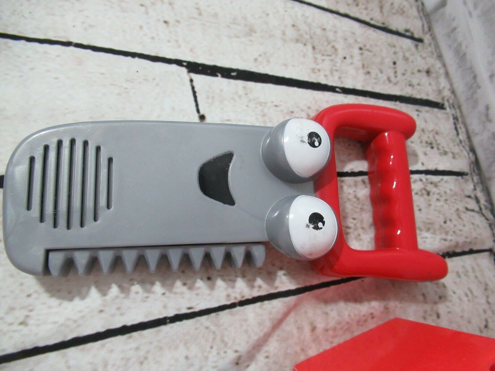 Handy Manny Mini toolbox tools Felipe screwdriver Pat hammer Dusty