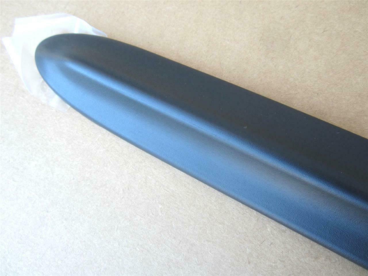 02 03 Dodge Ram 15003500 Quad Cab Rear Door Molding RH Passenger's