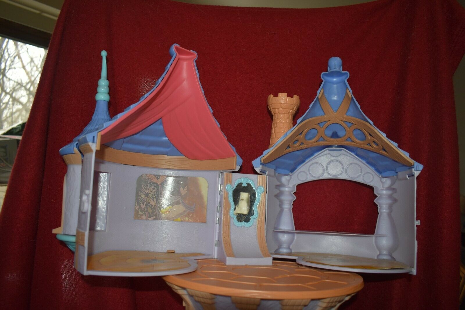 Disney Rapunzel Tangled Tower Castle 42" Princess Dollhouse 2010 Barbie