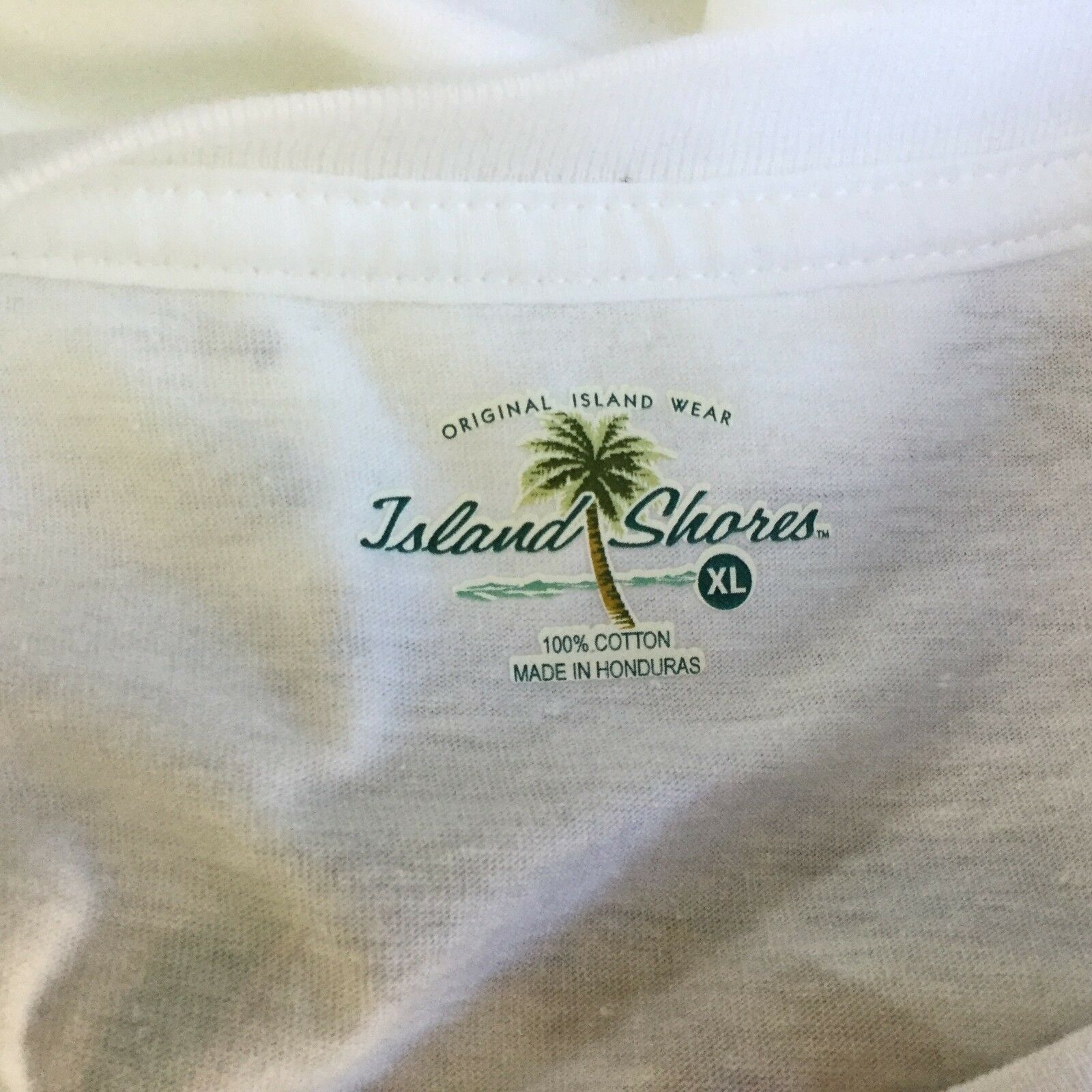Island Shores Men Size XL T-Shirt White - T-Shirts, Tank Tops
