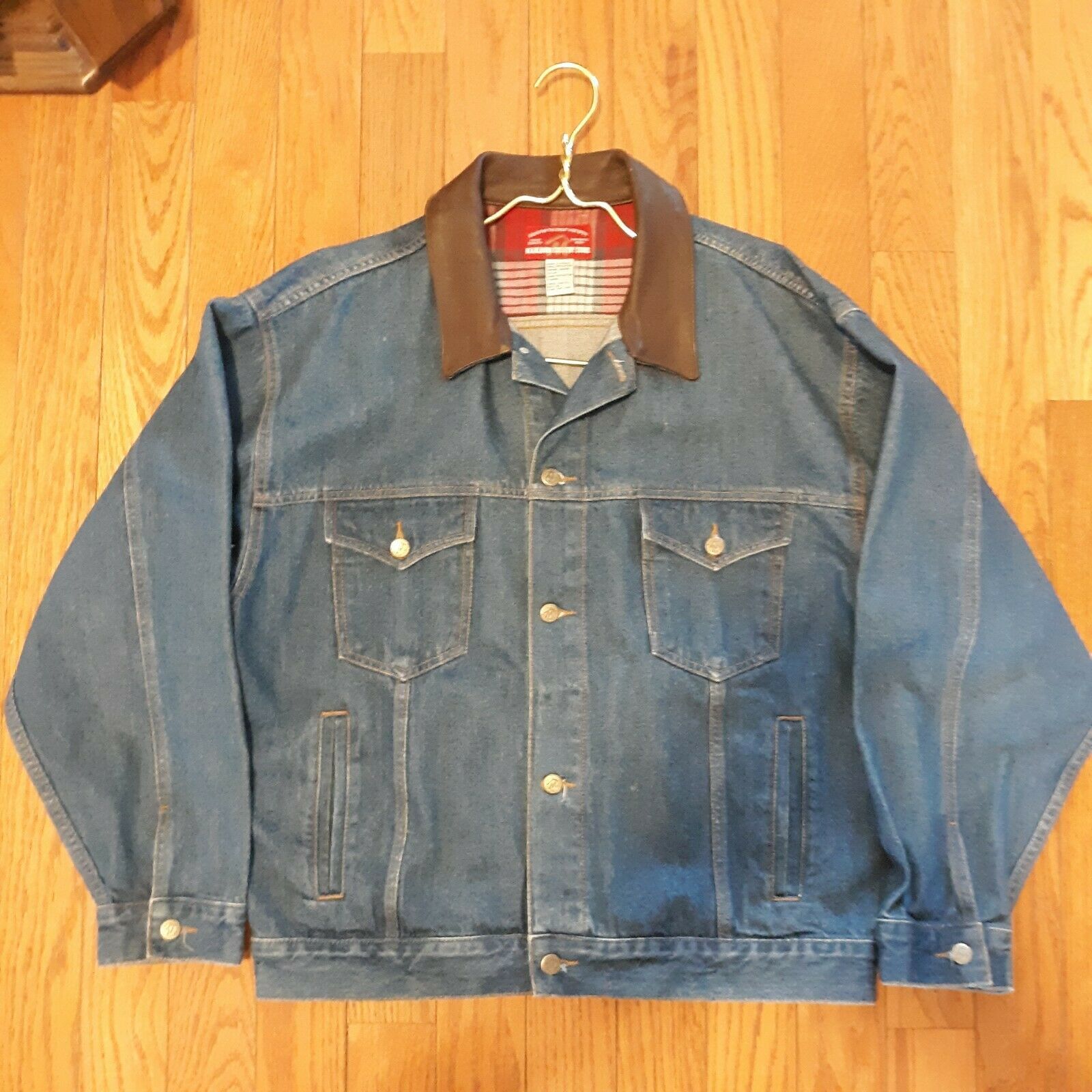 VTG 90's Marlboro Country Store Leather 