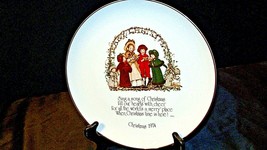 Christmas 1974 Commemorative Edition Holly Hobbie AA20- CP2236 Vintage - $39.95