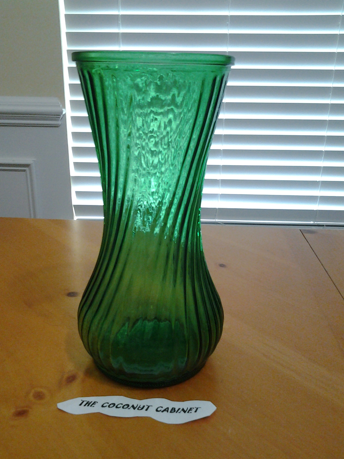 Hoosier Green Glass Vase Swirl 4091 Vintage 9.75" Tall, 4.25 Diam EUC