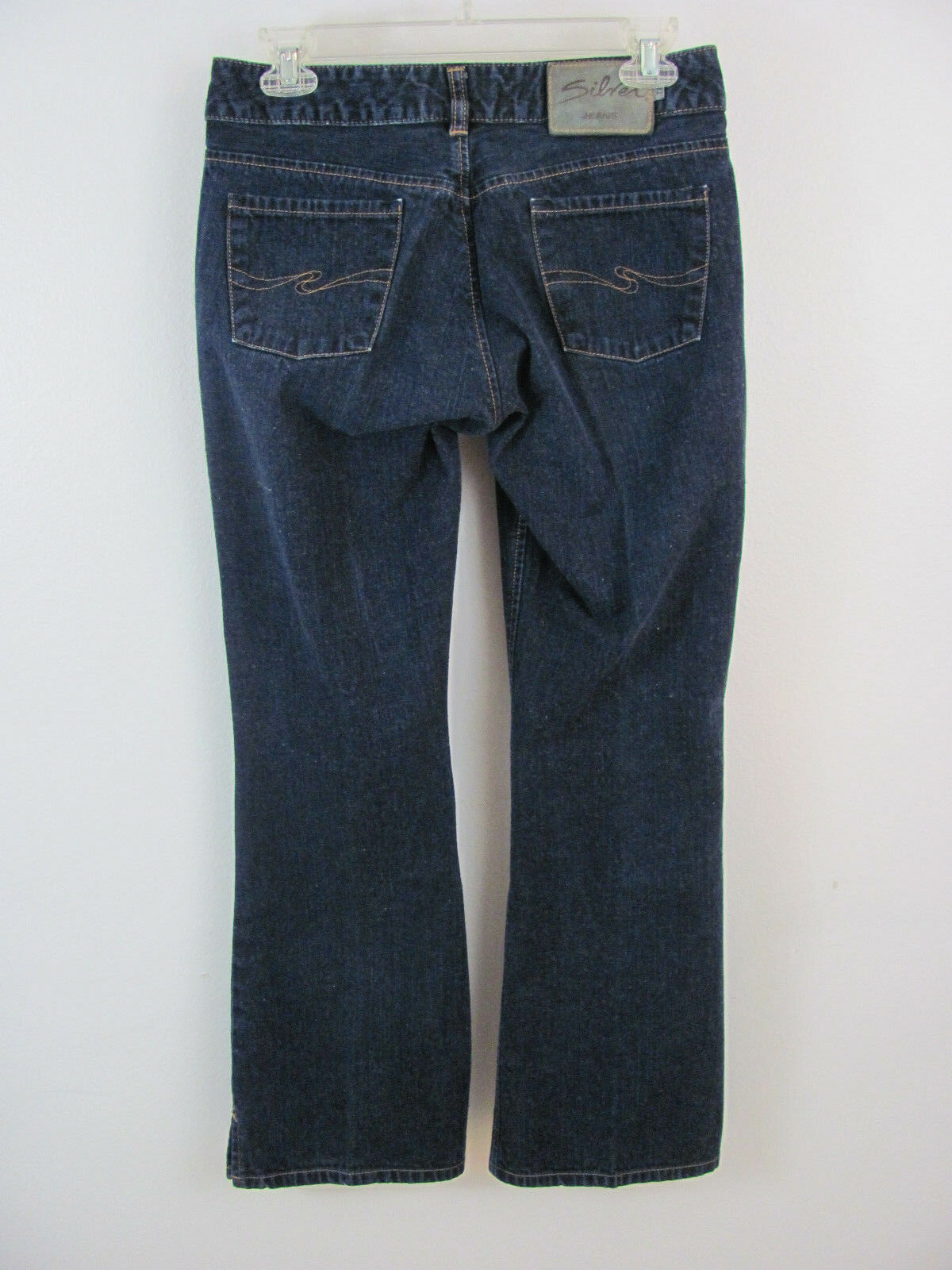 what size is a 28 in silver jeans