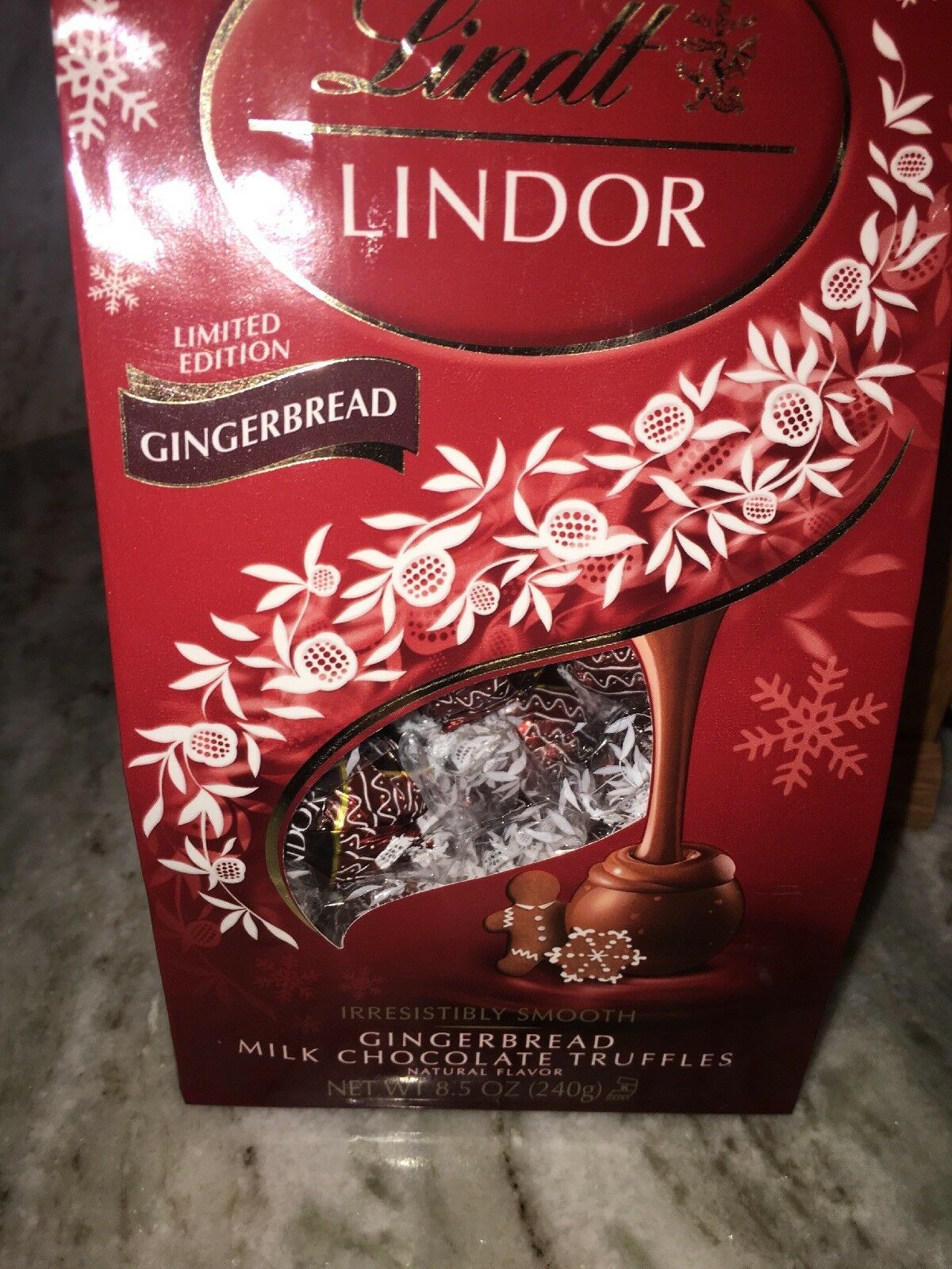 Lindt Lindor Irresistibly Gingerbread Smooth Milk Chocolate Truffles ...